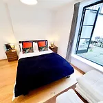 Deluxe Entire Apartment Between Covent Garden And St Pauls Cathedral