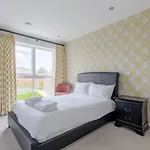 Spacious & Family Friendly 3Bd House - Stratford