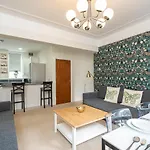 Beautiful 3 Bedroom Apartment Near Marble Arch And Oxford Street