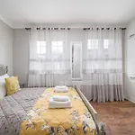 Elegant 3 Bedroom Retreat Minutes From Canary Wharf