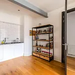 Trendy Elephant And Castle Home