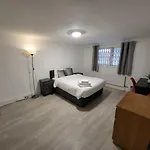 Cosy Apartment By Clapham South Underground!