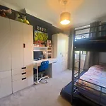 Three Bedroom Family Home With Garden In Walthamstow