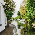 Little Venice, Paddington, Sunshine-Home!