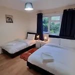 2 Bedroom Apartment In Kennington London