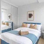 Livestay-Modern Apartments Next To Wembley Stadium