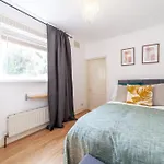 One Bedroom Flat In The Heart Of Brixton