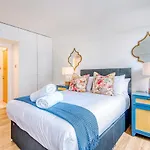 Marble Arch 2-Bedroom Apartment