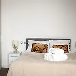 Knightsbridge Apartments