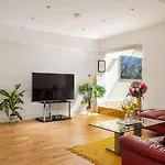 Knightsbridge Apartments