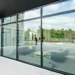 For Students Only Spacious Studio Apartments At Flinders House Located In London