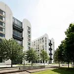 For Students Only Spacious Studio Apartments At Flinders House Located In London