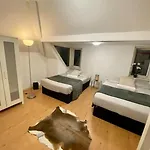 Penthouse Studio With 2 Double Beds & Smart Tv. Great London Location