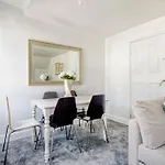Nice 3 Bed Flat Near Chelsea