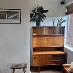 Big And Bright 2 X Double Bedroom Flat In Highgate
