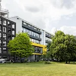 Altido Modern Flat With Canal Views