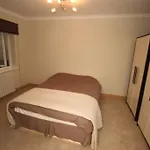 Paddington Patio Apartment