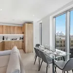 E1 Luxury Apartment