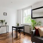 Charming 1-Bed Flat In The Heart Of Primrose Hill