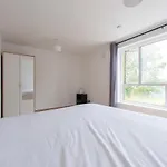 Modern Luxury Apartment By Mile End