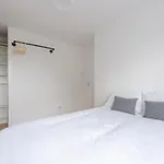 Modern Luxury Apartment By Mile End