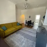 Stunning One Bedroom Flat - Central London