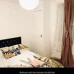Peaceful Flat In Central London