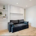 Well-Positioned Studio Flat