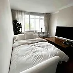 Trendy Brixton Residence!