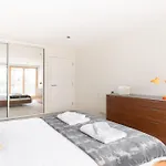 Modern & Comfortable Flat - Tobacco Dock - Wapping