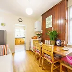 Wembley Arch View, 4-Bed House, Drive For 2 Cars