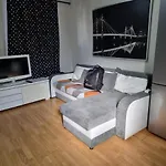 Whole Apartment In City Centre London