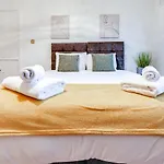Central Nw1 London Apartment!