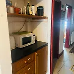Lovely Private Room In Central London Next To Hampstead, Camden, And Golders Green