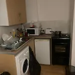 Inviting 1-Bed Studio In London