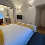 Hyde Park Suite - One Bedroom