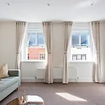 2 Bedroom Apartments In Covent Garden Sleeps 6