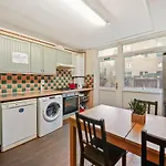 Westbourne Park Hububb Stay