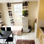 Studio Flat In Central London