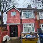 Private Room- Direct Travel Central/ Heathrow