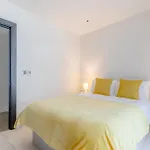 Luxury 2 Bed 2 Bath Close To Chelsea