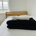 Shoreditch Apartment Free Parking