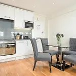 Nell Gwynn House Apartment