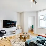 Coleherne Road Residence I
