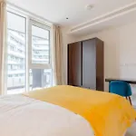 Luxury 2 Bed 2 Bath Close To Chelsea