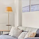 Stunning 2 Bedroom Flat & Garden, Central London