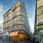 Brewer Street Central Apartments