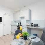 Cozy 1 Bedroom Apartment, 30 Mins To Oxford Street By Tube C