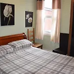 Large 6 Bedroom House - Fortescue