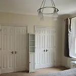 Luxury 3 Bedroom, 3 Bath Apt By Oxford St & Soho